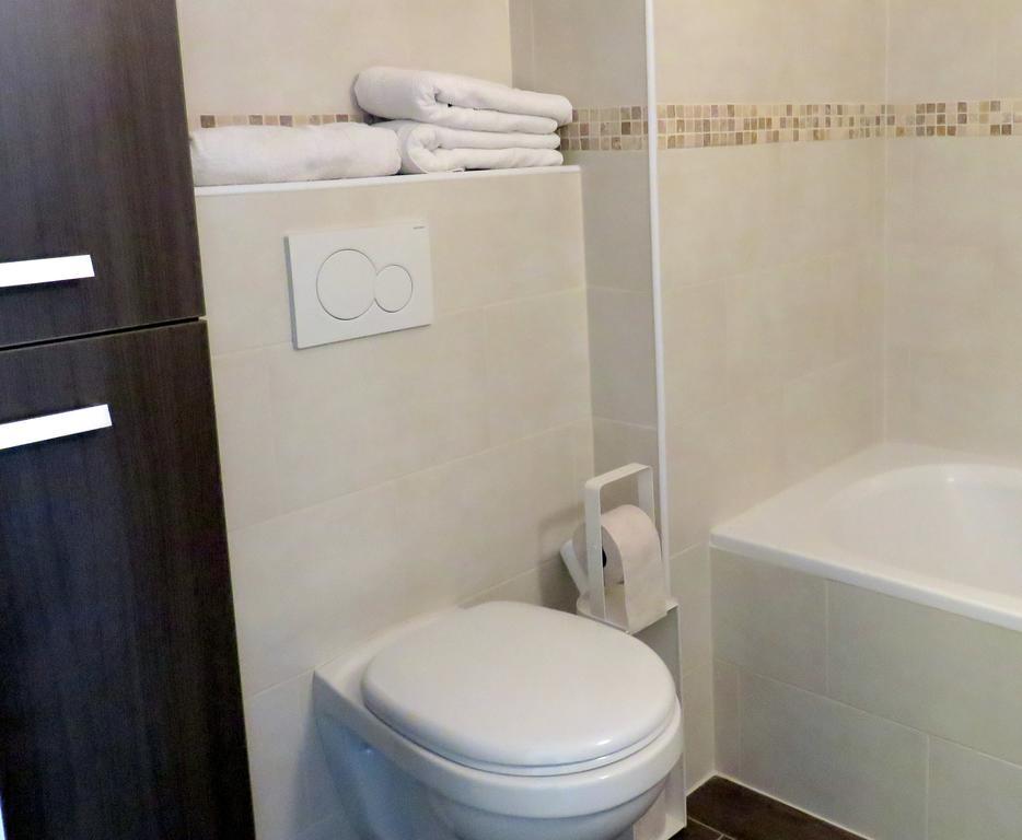 Апартаменты Brussels Louise Studio Номер фото